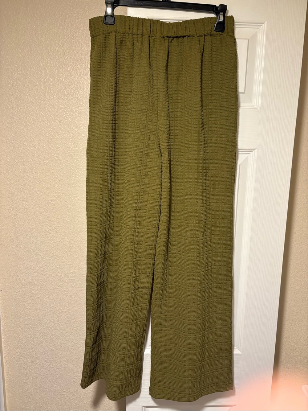 Dual Nature Olive Green Textured Women's wide leg pants